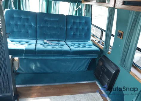 1994 Ford Econoline E150 Van z USA, uszkodzony, nr VIN 1FDEE14H3RHB23220